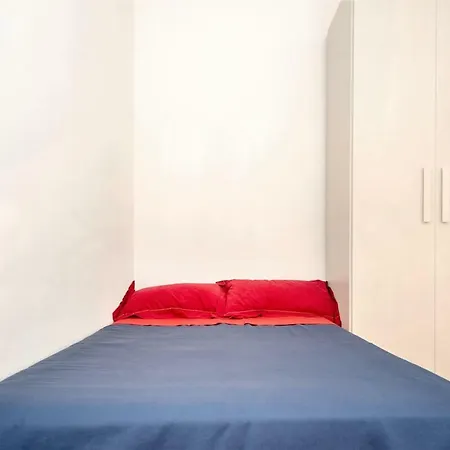 Apartment Via Garofani 8 *