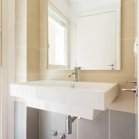 Apartment Via Garofani 8 *